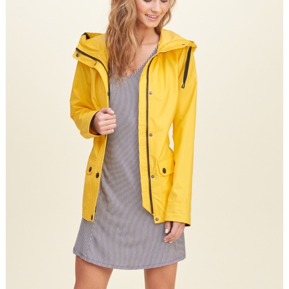 hollister yellow coat